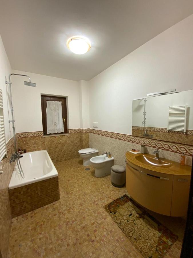 B&B Rossella Montoro Inferiore Exteriör bild